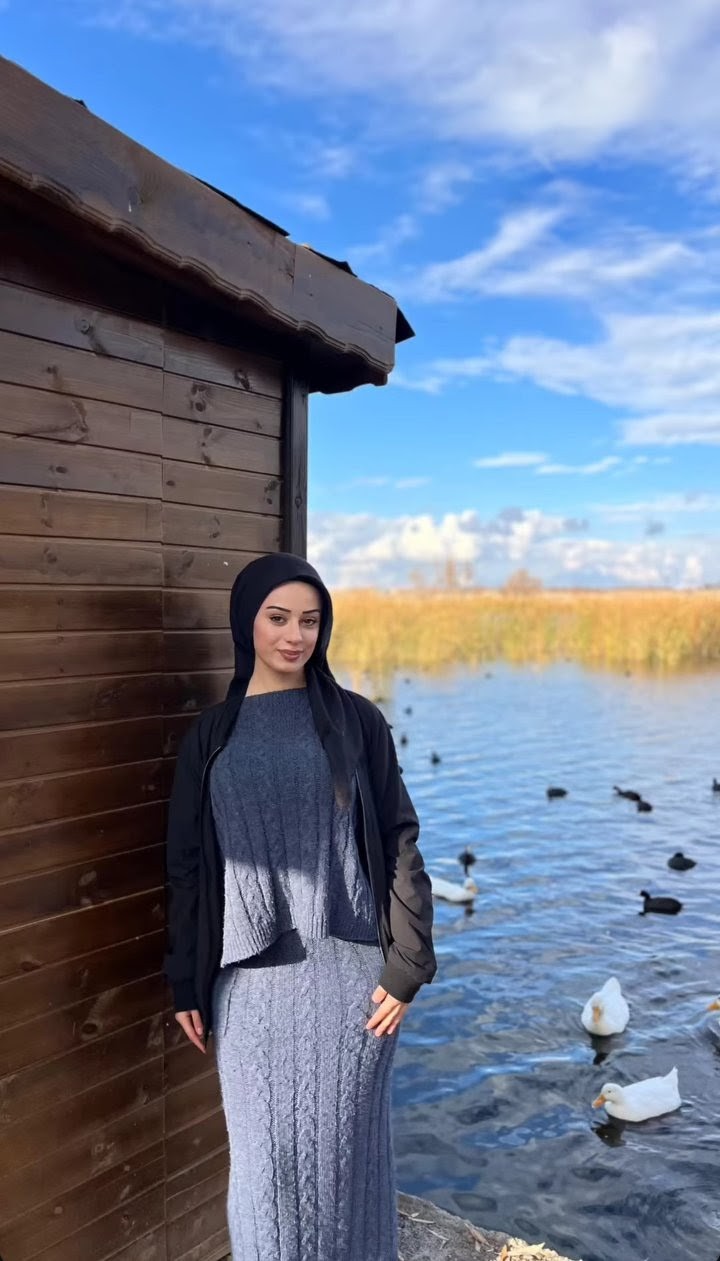 Toroslar Swinger Bayan Escort Şirin